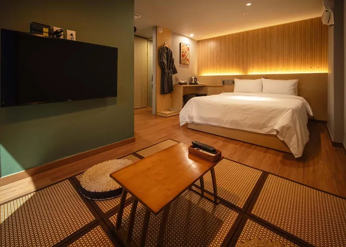 Hotel Shinchon Mayven - Foreign Tourist Tax Return 2*